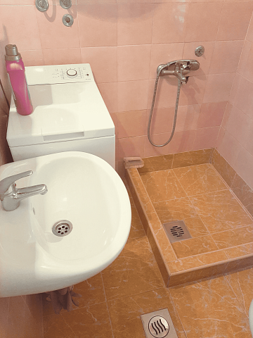 Spacious 85m2 apartment with 3 bedrooms and sea view in Herceg Novi — photo 10